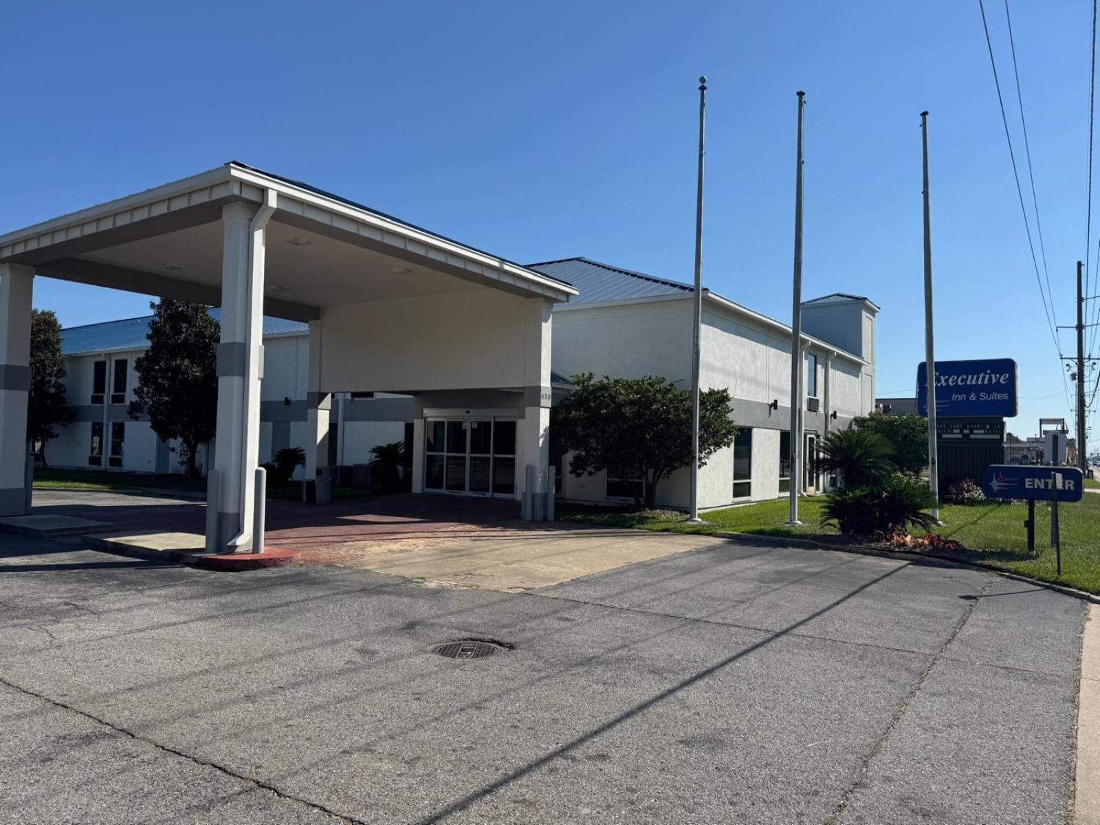 Baker Executive Inn מראה חיצוני תמונה